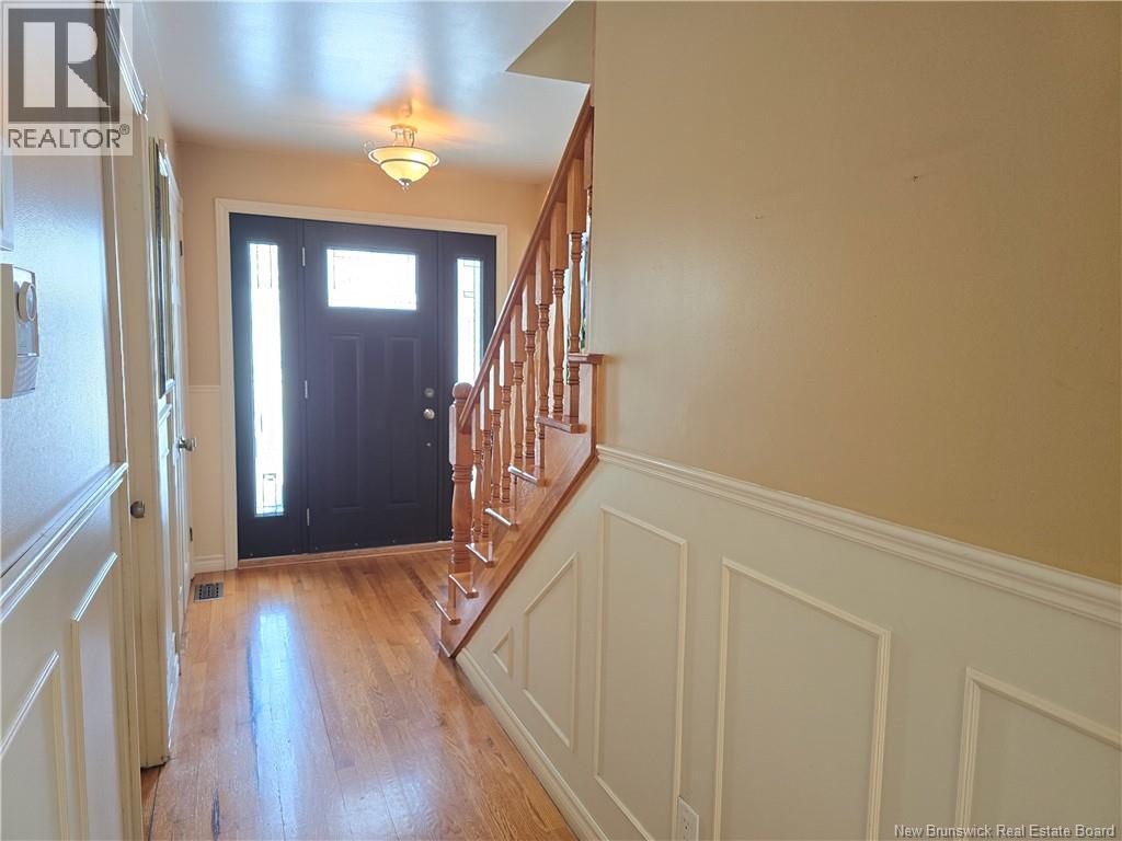 1025 Tamarack, Bathurst, New Brunswick  E2A 4G1 - Photo 13 - NB136023