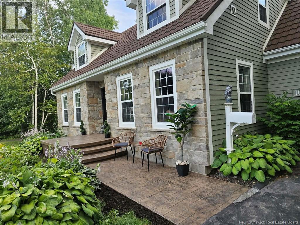 1025 Tamarack, Bathurst, New Brunswick  E2A 4G1 - Photo 5 - NB136023