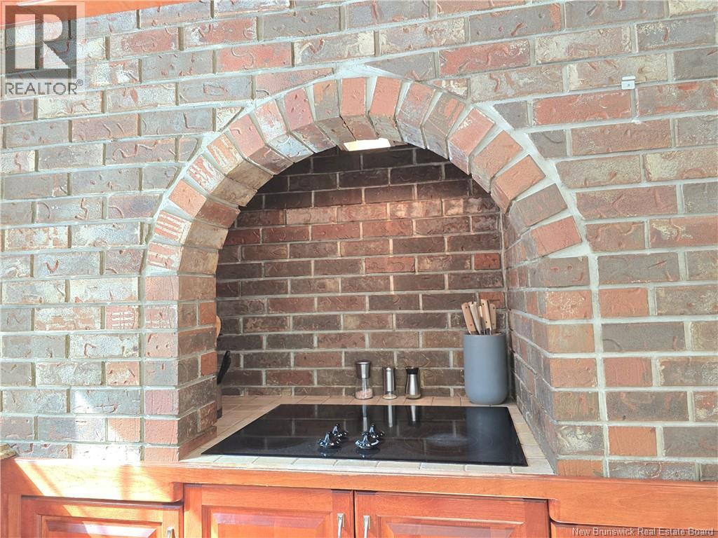 1025 Tamarack, Bathurst, New Brunswick  E2A 4G1 - Photo 19 - NB136023