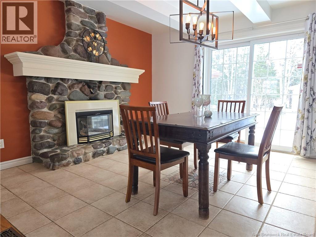 1025 Tamarack, Bathurst, New Brunswick  E2A 4G1 - Photo 17 - NB136023