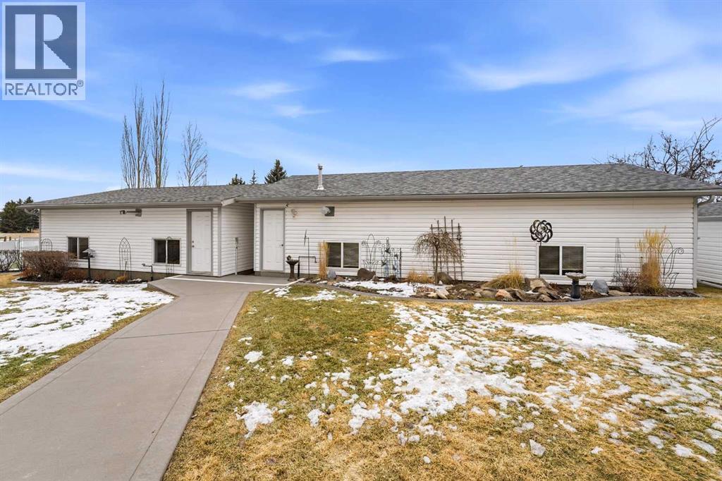 40 Connell Close, Red Deer, Alberta  T4P 2T8 - Photo 8 - A2294329