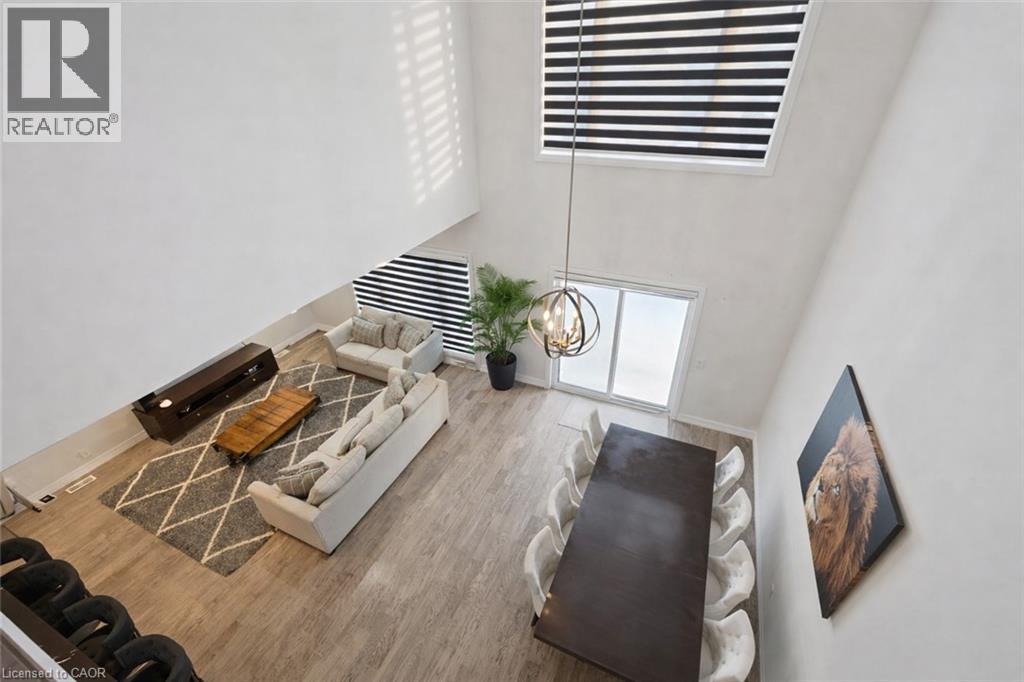 972 Stonecliffe Walk Unit# 18, Kitchener, Ontario  N2P 0K5 - Photo 38 - 40792292