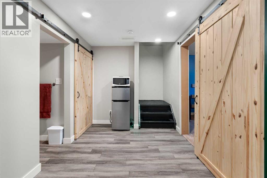 217 Buckskin Way, Cochrane, Alberta  T4C 2R7 - Photo 35 - A2290451