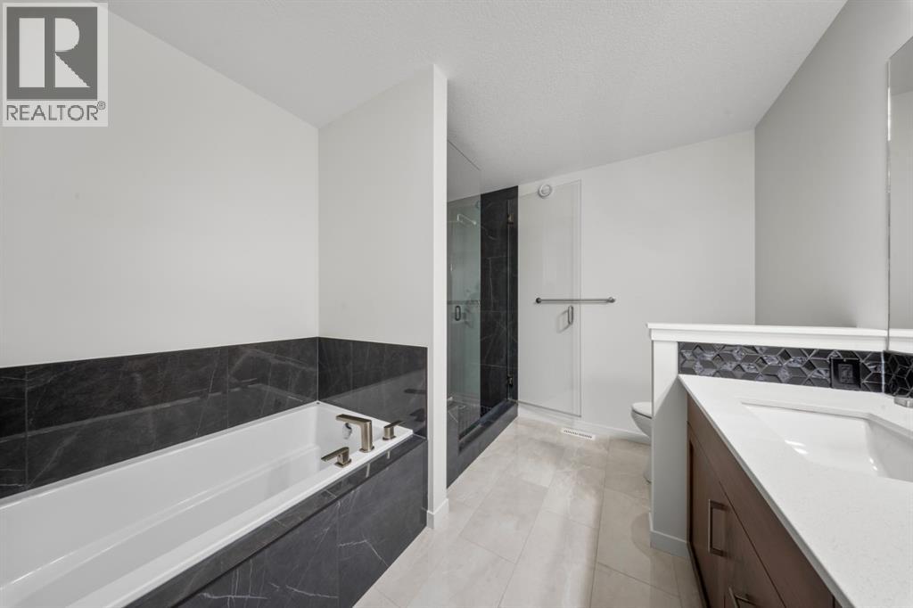 353 Herron Mews NE, Calgary, Alberta  T3P 1Y7 - Photo 37 - A2291659