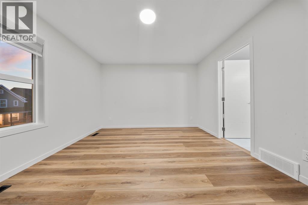 353 Herron Mews NE, Calgary, Alberta  T3P 1Y7 - Photo 36 - A2291659