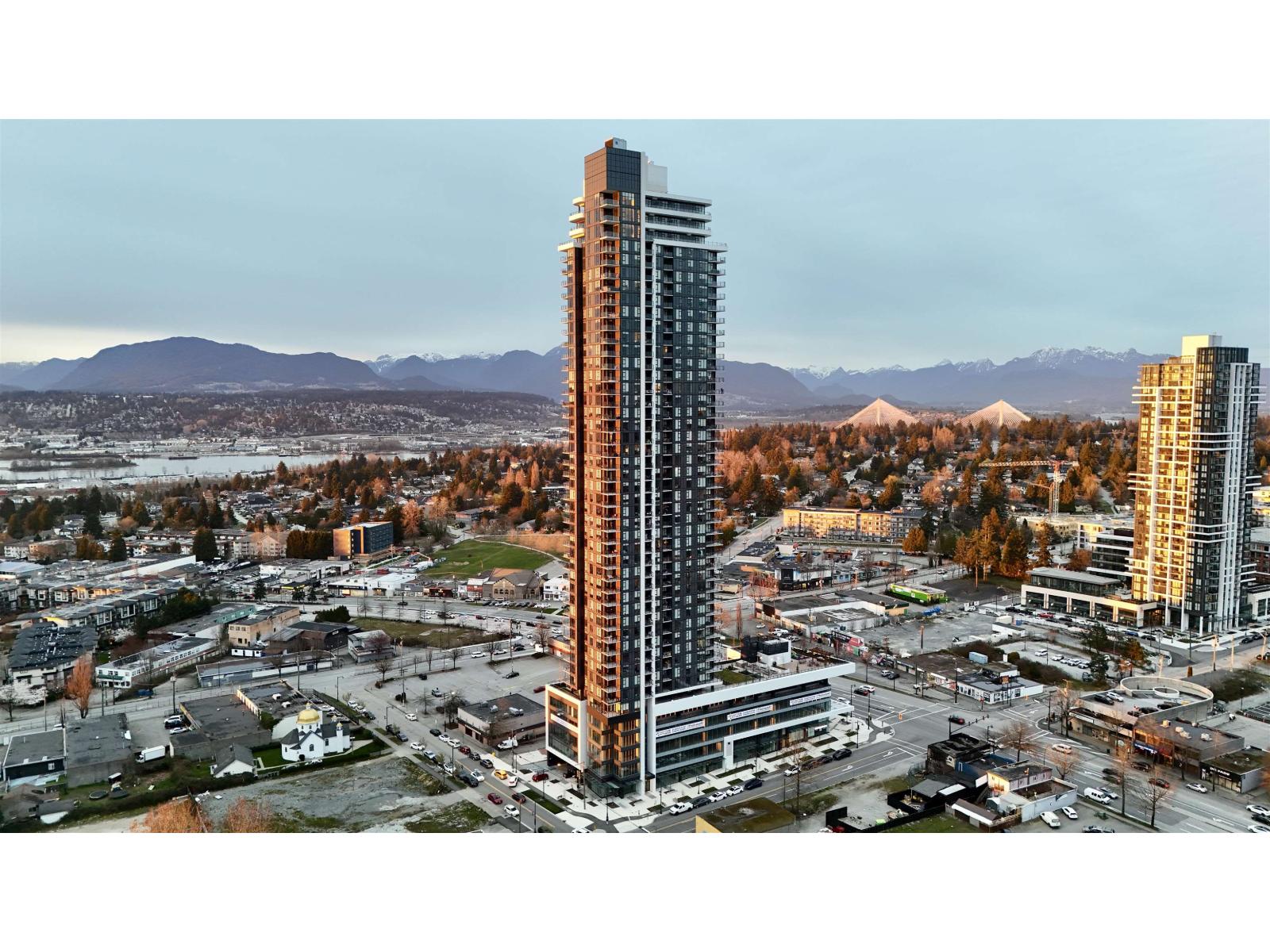 2405 10750 135A STREET, Surrey, British Columbia