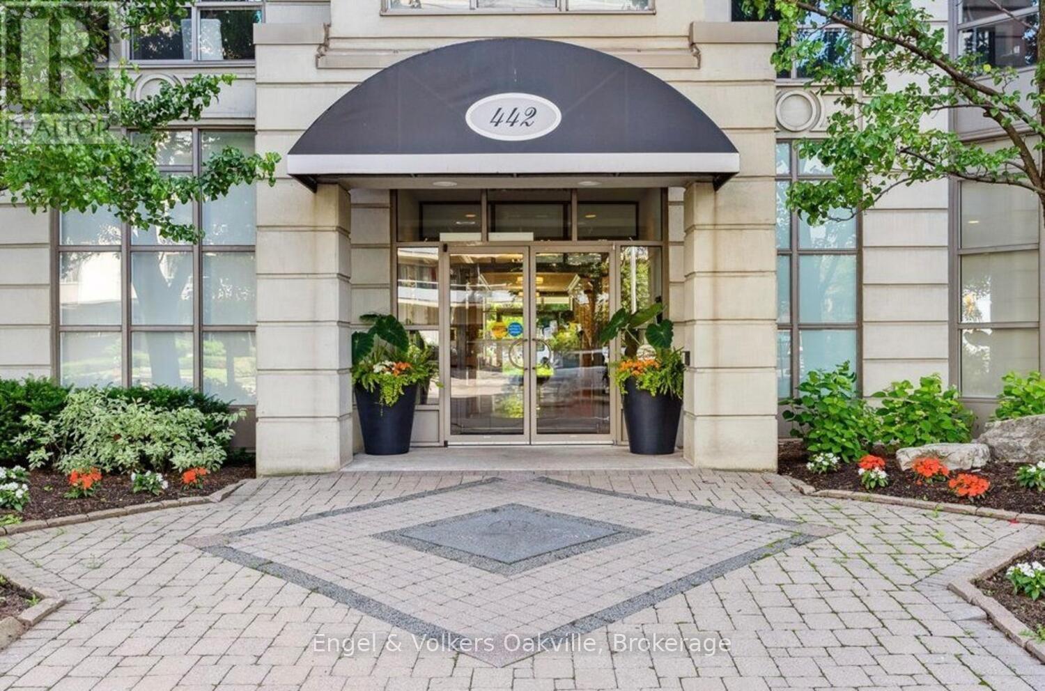 1402 - 442 MAPLE AVENUE, Burlington, Ontario