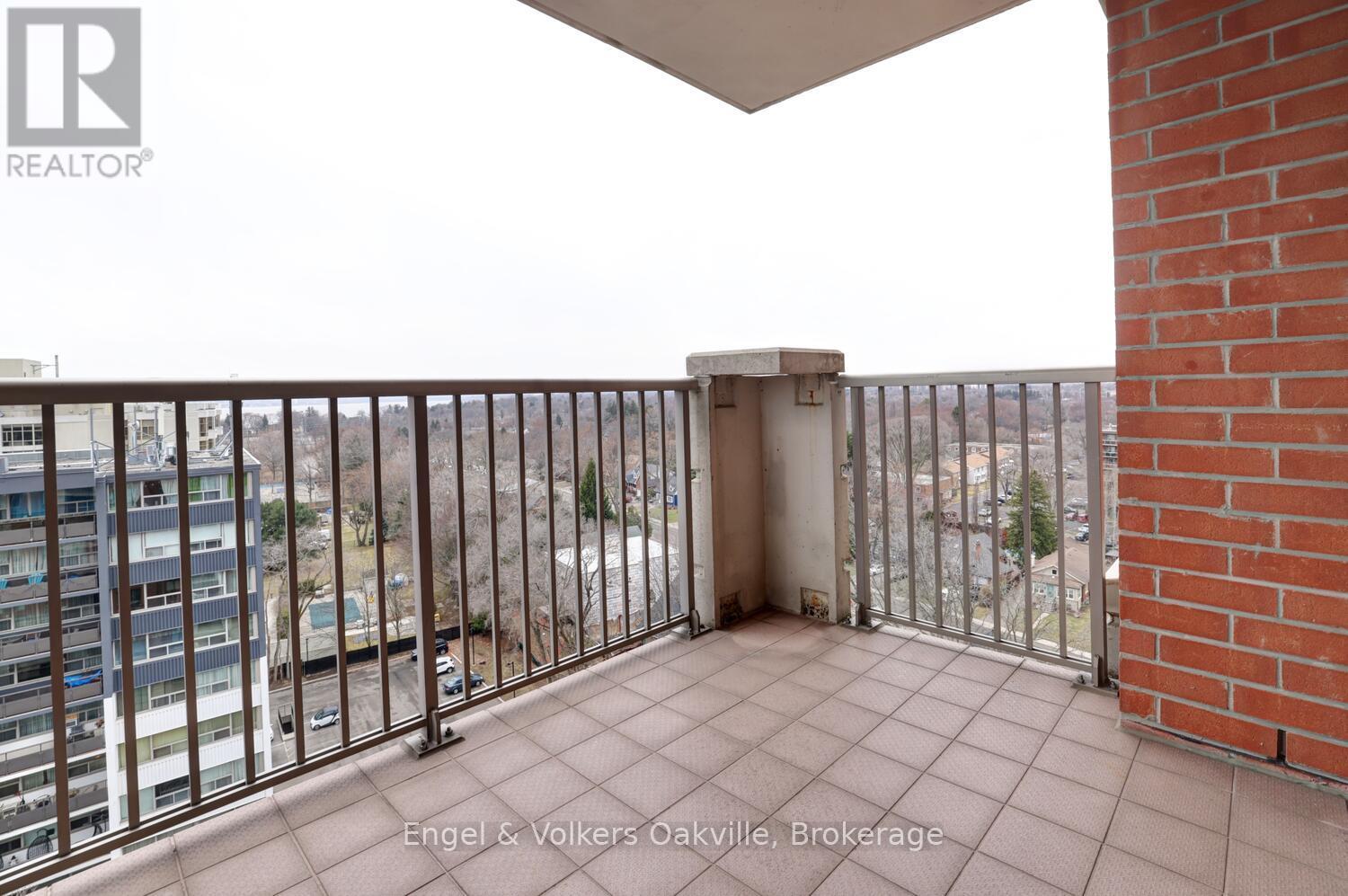 1402 - 442 Maple Avenue, Burlington, Ontario  L7S 2L7 - Photo 40 - W12936268