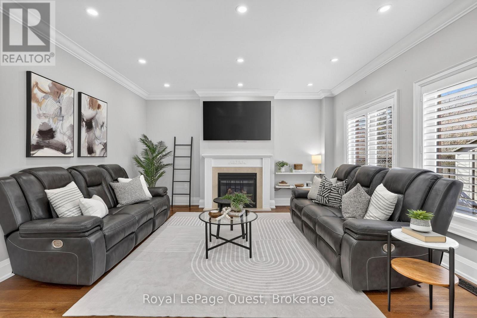 153 Woodbury Crescent, Newmarket (Summerhill Estates), Ontario  L3X 2S5 - Photo 11 - N12936320