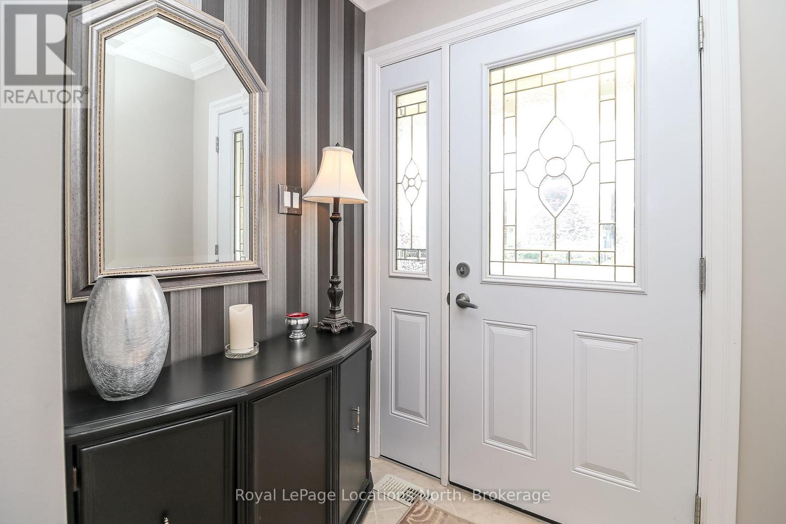 67 Greenway Drive, Wasaga Beach, Ontario  L9Z 0E6 - Photo 11 - S12936228