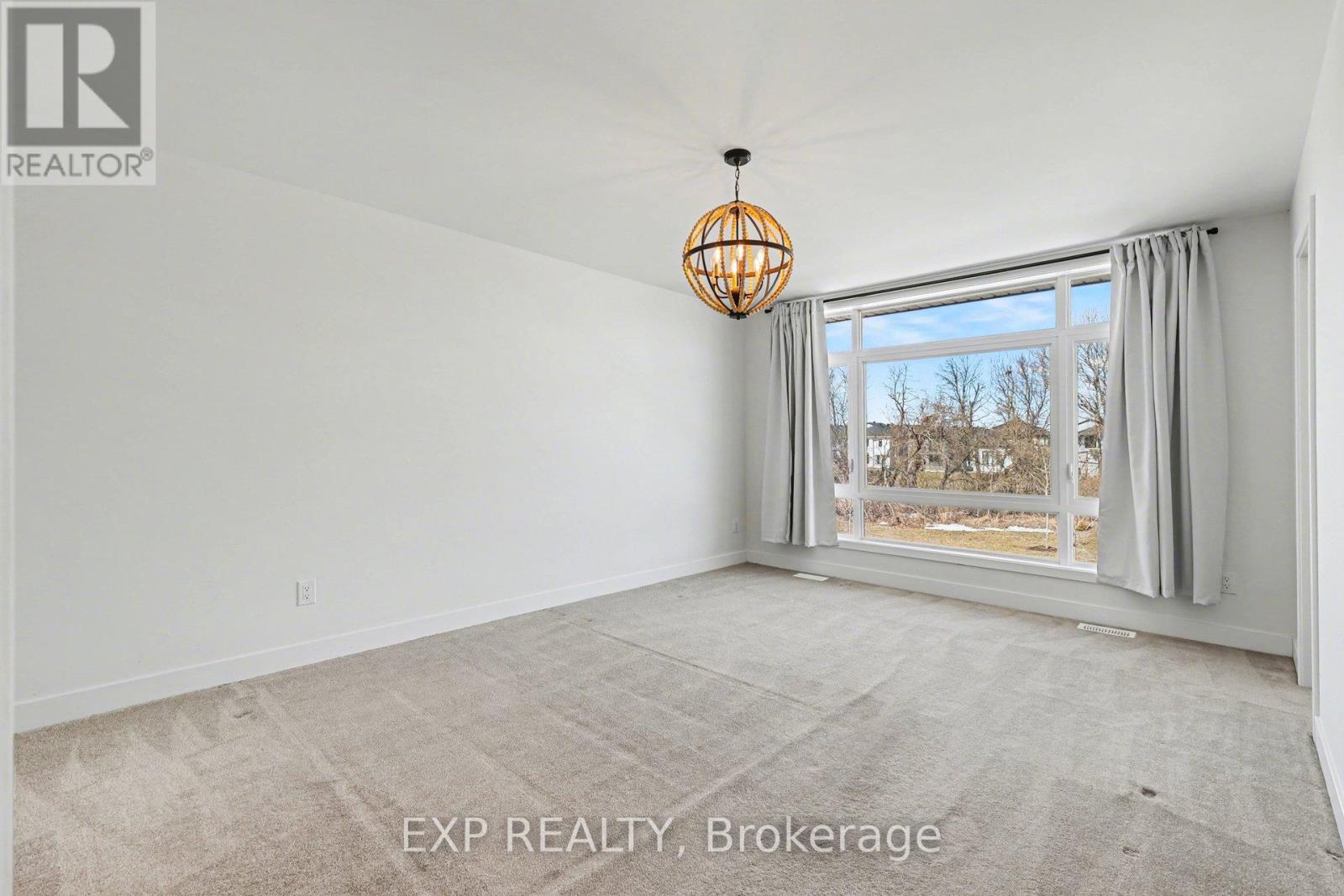 40 Baldcypress Way, Ottawa, Ontario  K2V 0L6 - Photo 27 - X12933672