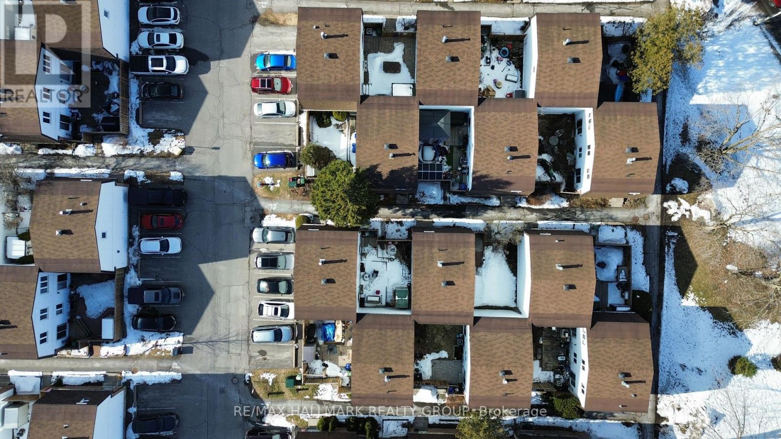 8 - 837 Eastvale Drive, Ottawa, Ontario  K1J 7T5 - Photo 27 - X12935698