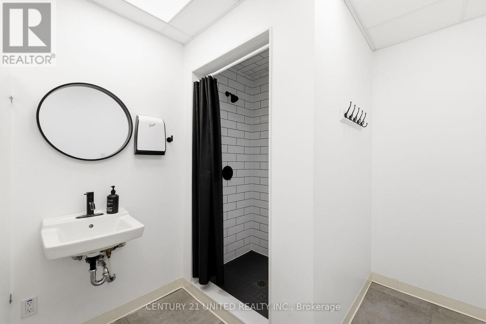 B13 - 1472 Thornton Road N, Oshawa, Ontario  L1L 0P3 - Photo 12 - E12936242