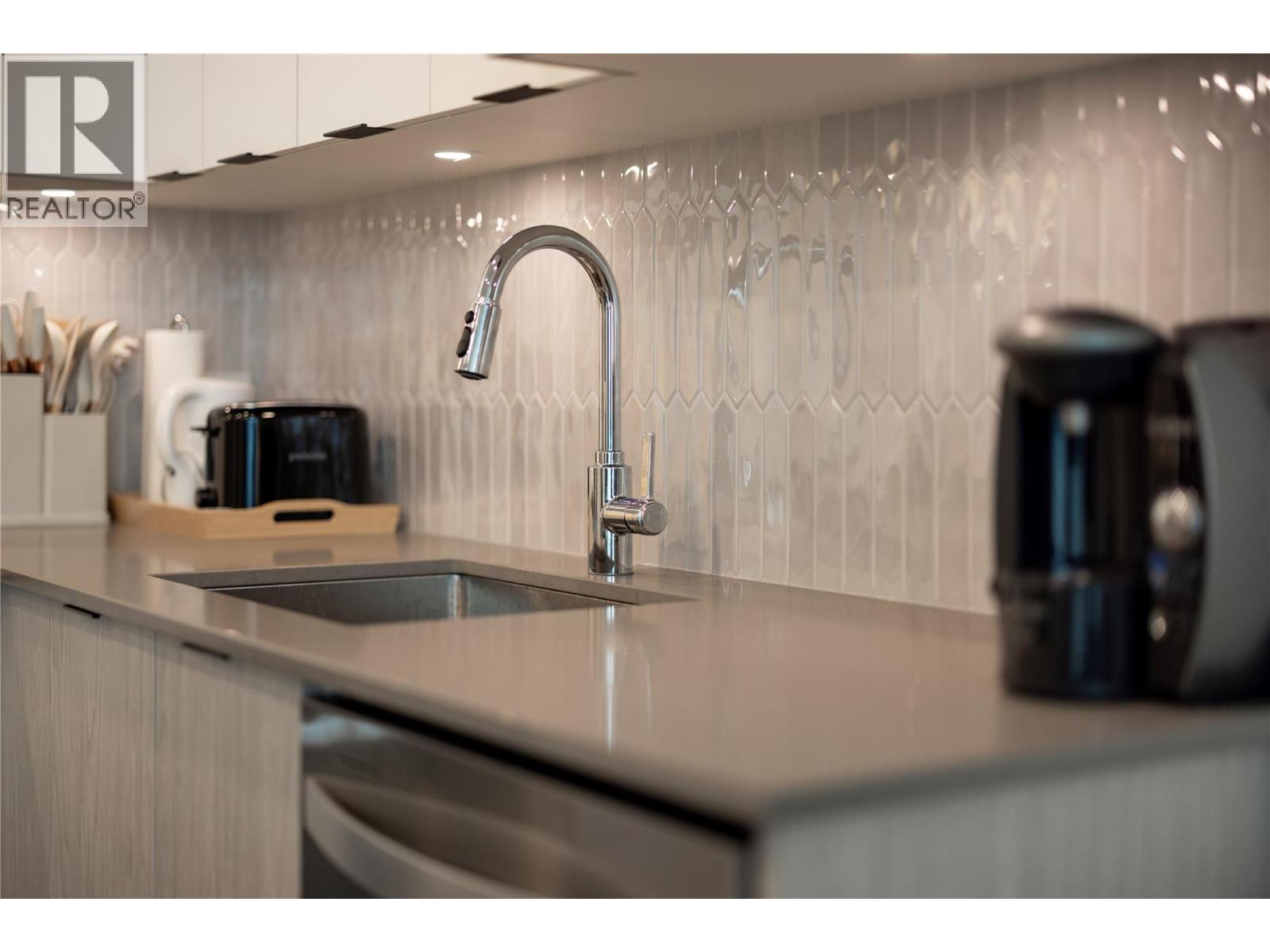 1488 Bertram Street Unit# 2503, Kelowna, British Columbia V1Y 0M6 - Photo 4 - 10377027