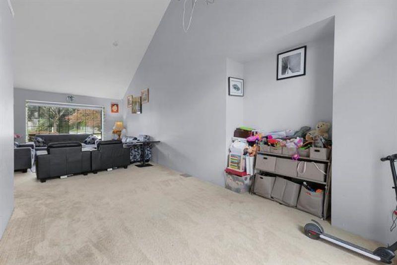 7008 129a Street, Surrey, British Columbia  V3W 7B2 - Photo 11 - R3102690