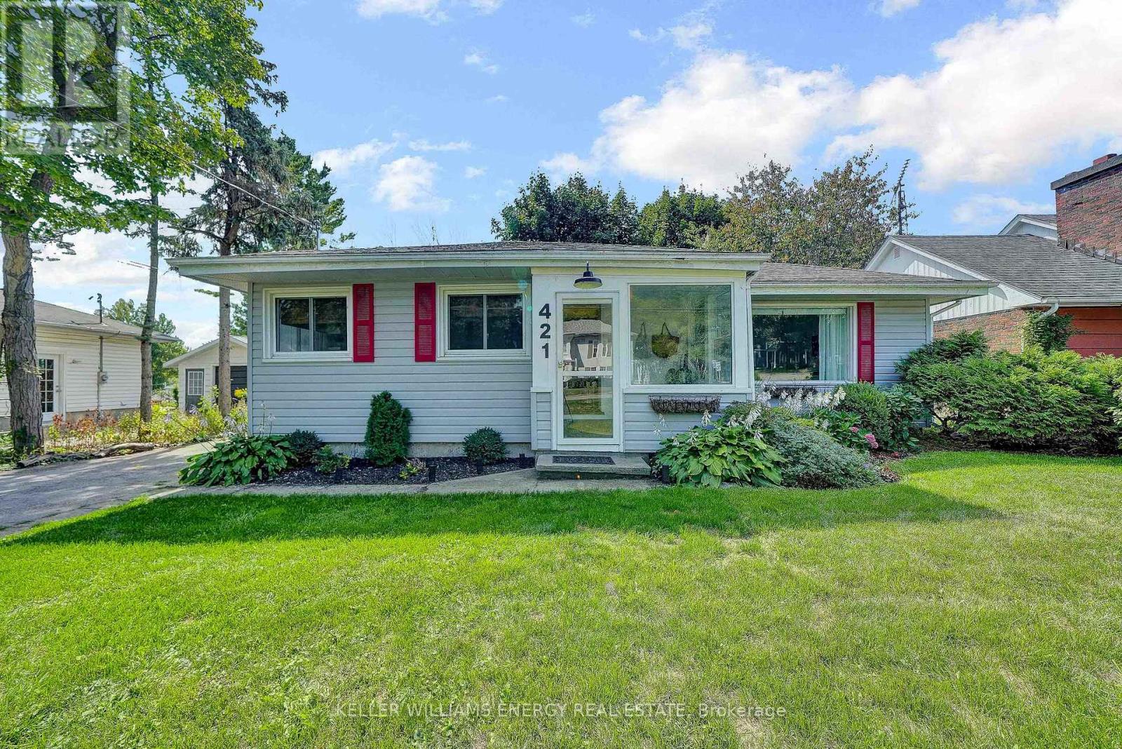 421 Bloomfield Main Street, Prince Edward County, Ontario  K0K 1G0 - Photo 1 - X12936132