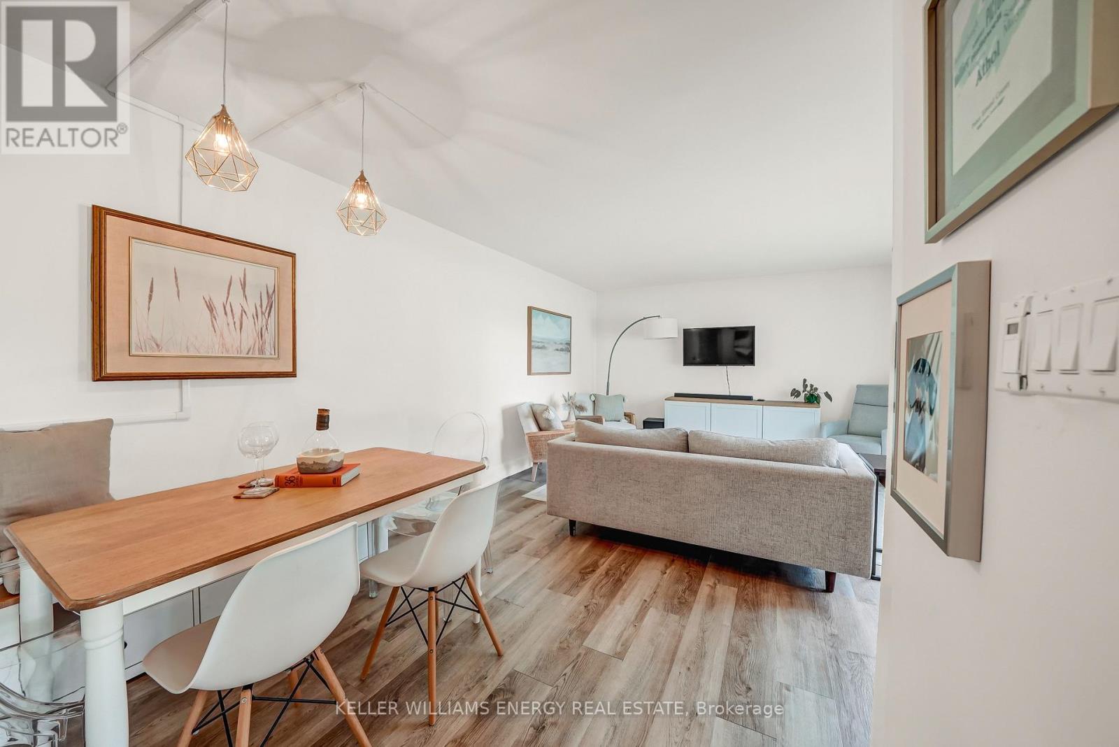 421 Bloomfield Main Street, Prince Edward County, Ontario  K0K 1G0 - Photo 5 - X12936132