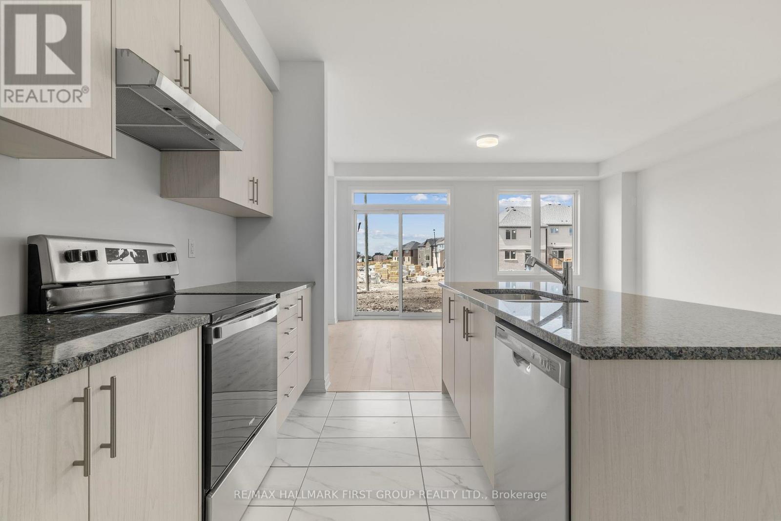 525 Worden Street, Cobourg, Ontario  K9A 4J6 - Photo 12 - X12936300