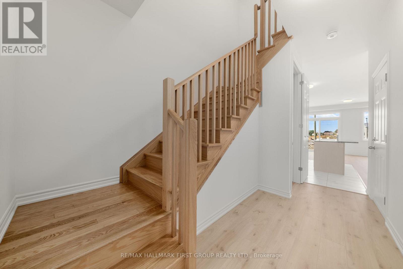 525 Worden Street, Cobourg, Ontario  K9A 4J6 - Photo 8 - X12936300