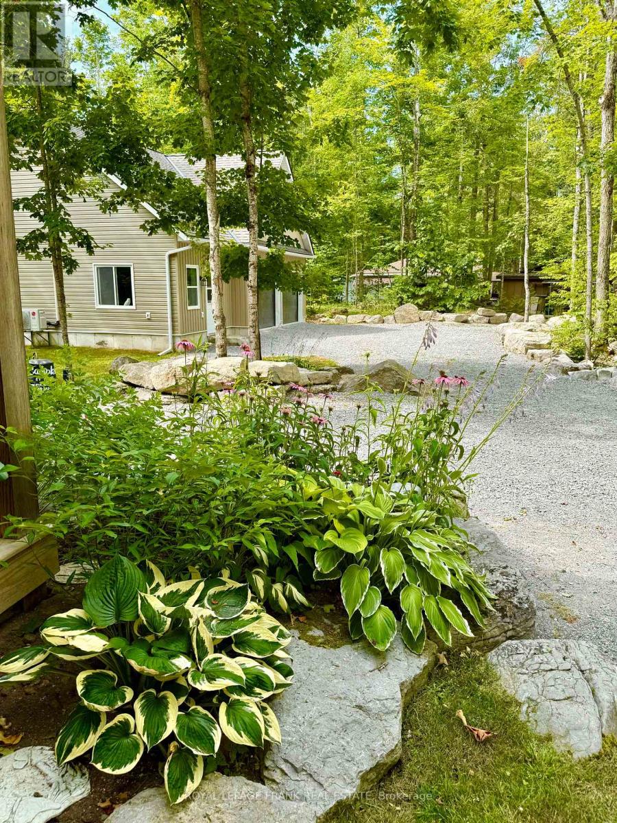 24 Ted's Lane, Trent Lakes, Ontario  K0L 1J0 - Photo 49 - X12936310