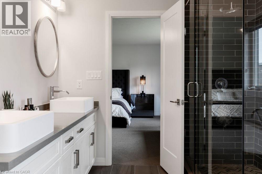 102 Greenwich Avenue, Stoney Creek, Ontario  L8J 0L6 - Photo 26 - 40816015