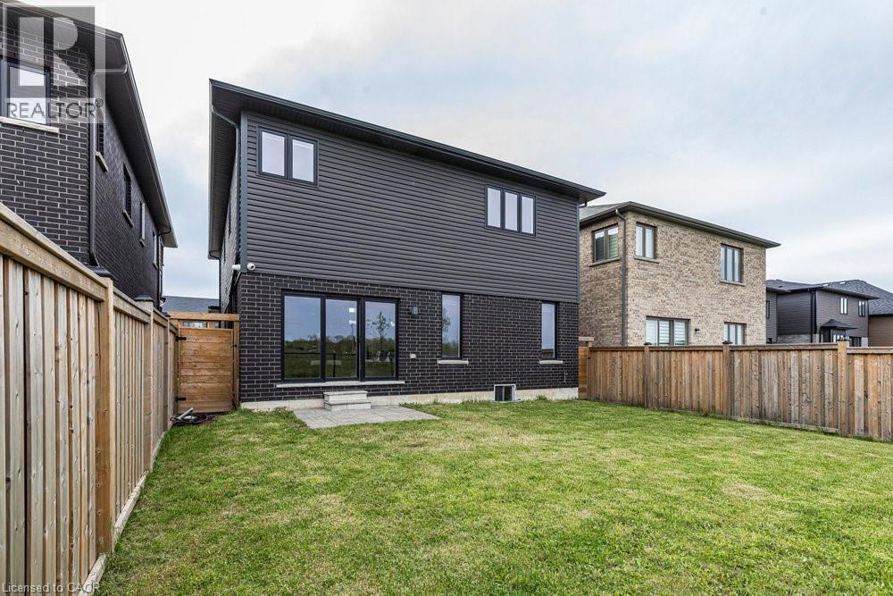 102 Greenwich Avenue, Stoney Creek, Ontario  L8J 0L6 - Photo 35 - 40816015