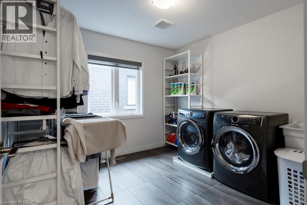 102 Greenwich Avenue, Stoney Creek, Ontario  L8J 0L6 - Photo 29 - 40816015