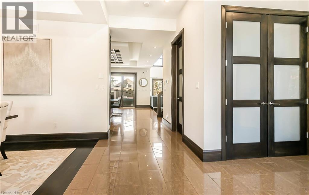 24 Jacob Gingrich Drive, Kitchener, Ontario  N2P 2X9 - Photo 7 - 40816059