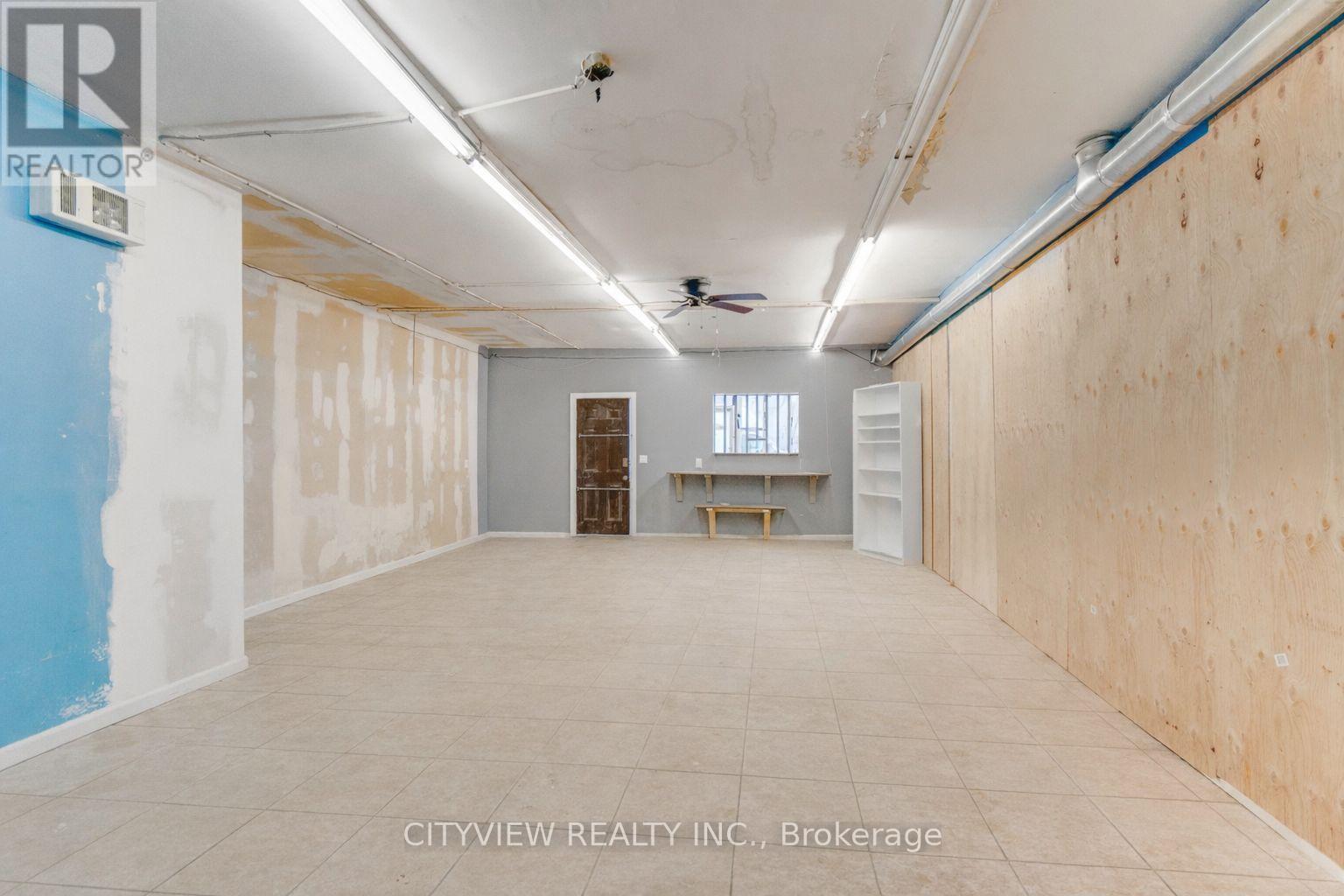 Main - 345 Dundas Street E, Toronto, Ontario  M5A 2A2 - Photo 10 - C12936104