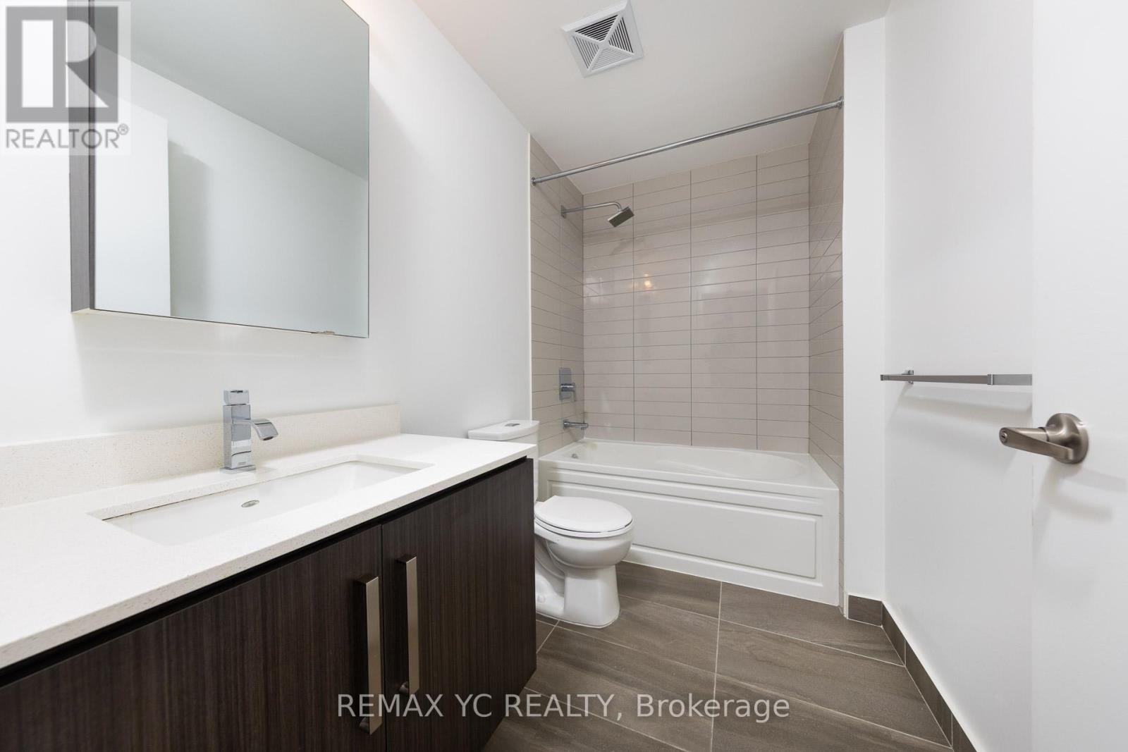 3208 - 5180 Yonge Street, Toronto, Ontario  M2N 5P6 - Photo 15 - C12936110