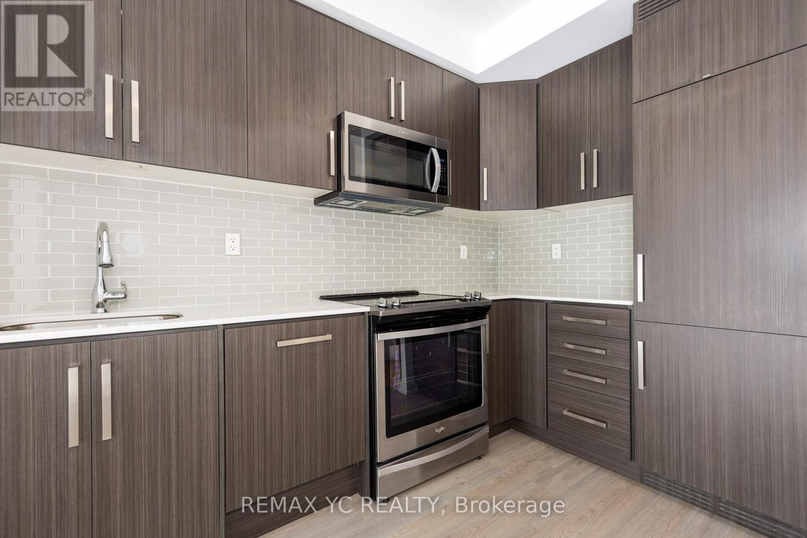 3208 - 5180 Yonge Street, Toronto, Ontario  M2N 5P6 - Photo 3 - C12936110