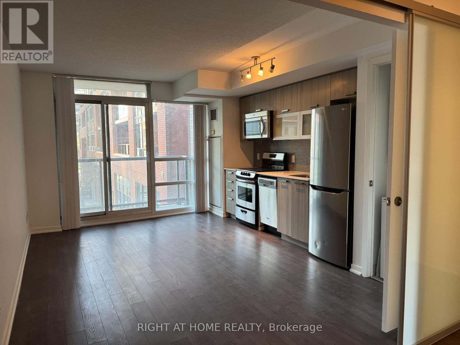 317 - 68 Abell Street, Toronto, Ontario M6J 0B1 - Photo 8 - C12936144