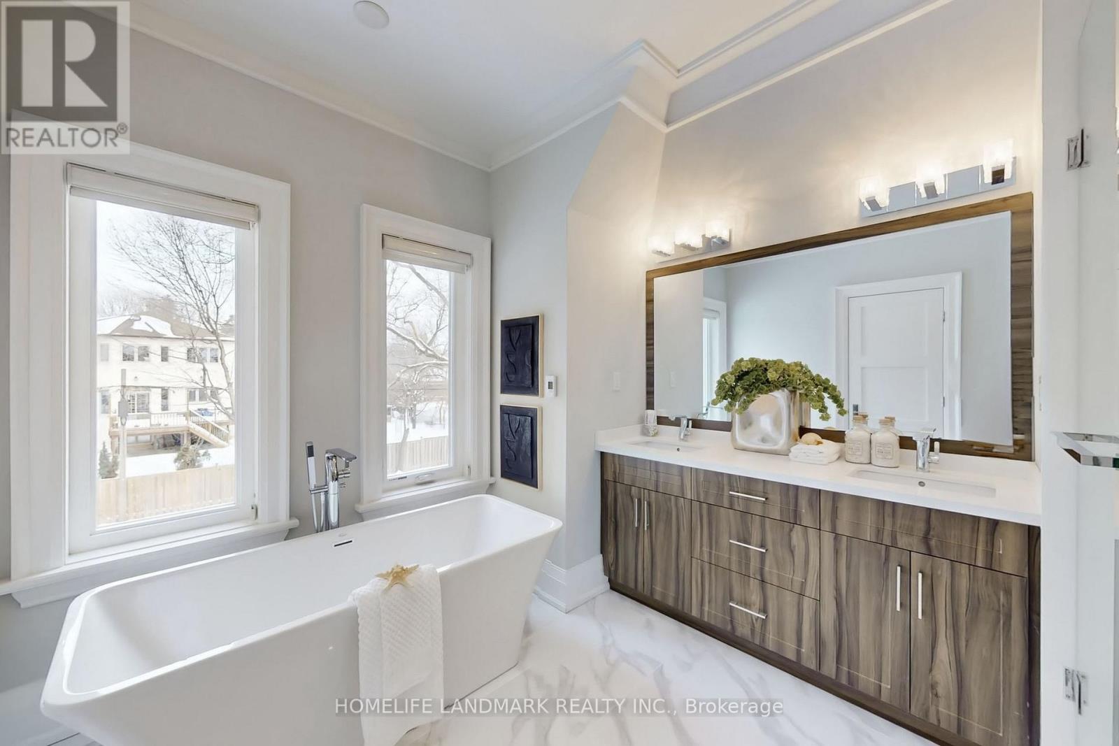 122 Parkview Avenue, Toronto, Ontario  M2N 3Y5 - Photo 33 - C12936146