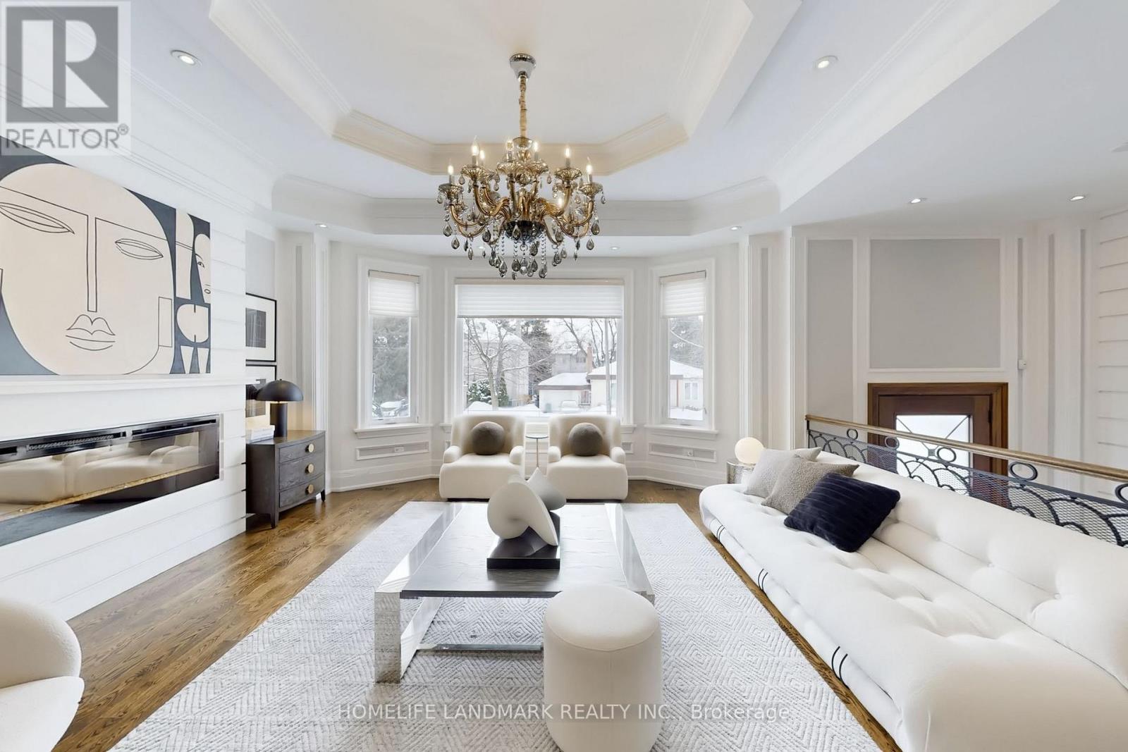 122 Parkview Avenue, Toronto, Ontario  M2N 3Y5 - Photo 4 - C12936146