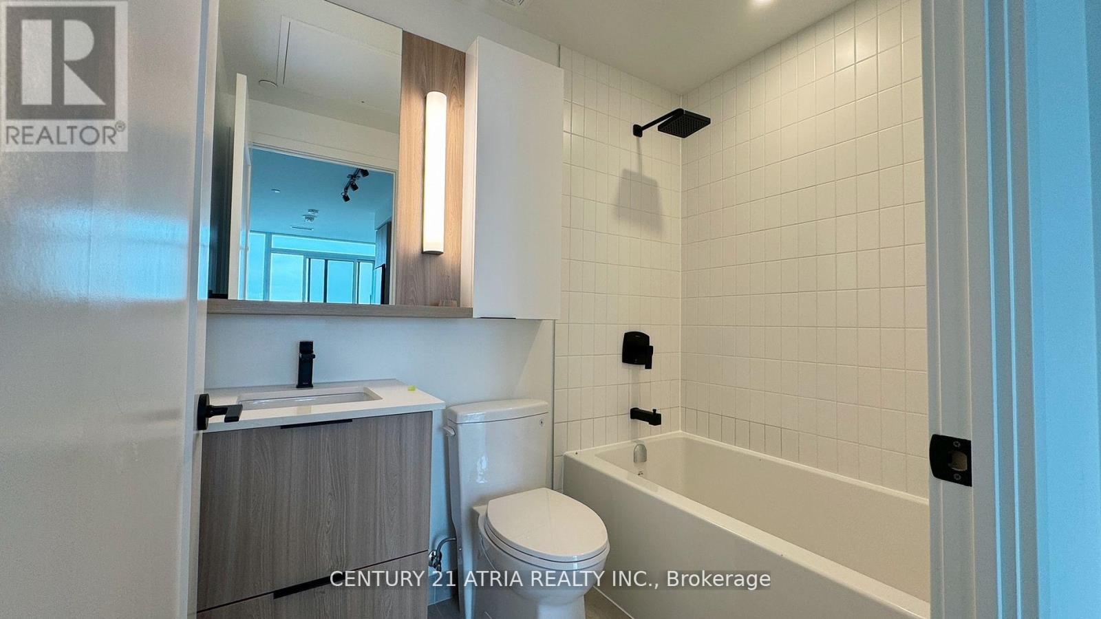 Lph01 - 5 Defries Street, Toronto, Ontario  M5A 0W7 - Photo 4 - C12936148