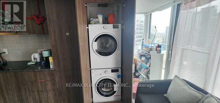 2914 - 955 Bay Street, Toronto, Ontario  M5S 0C6 - Photo 7 - C12936168