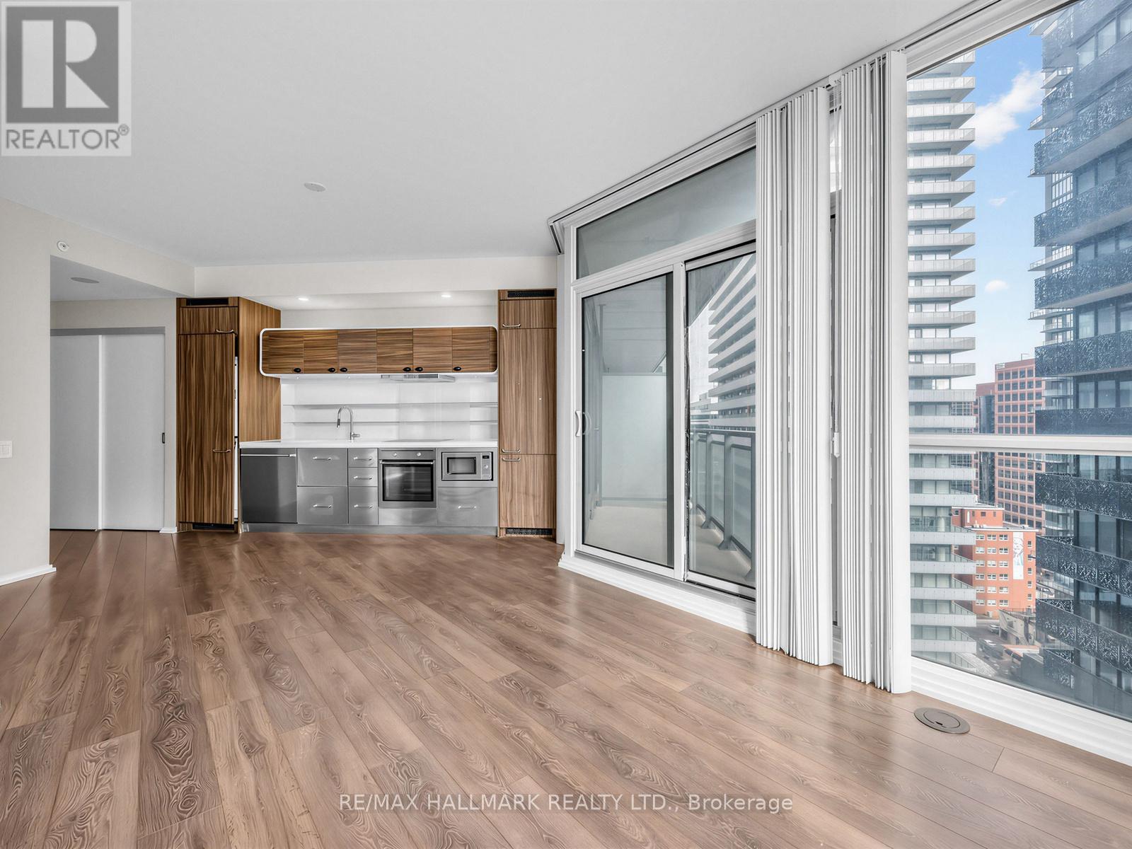 2012 - 45 Charles Street E, Toronto, Ontario  M4Y 0B8 - Photo 12 - C12936306