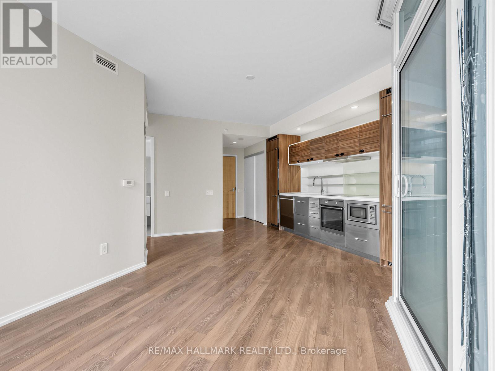 2012 - 45 Charles Street E, Toronto, Ontario  M4Y 0B8 - Photo 13 - C12936306