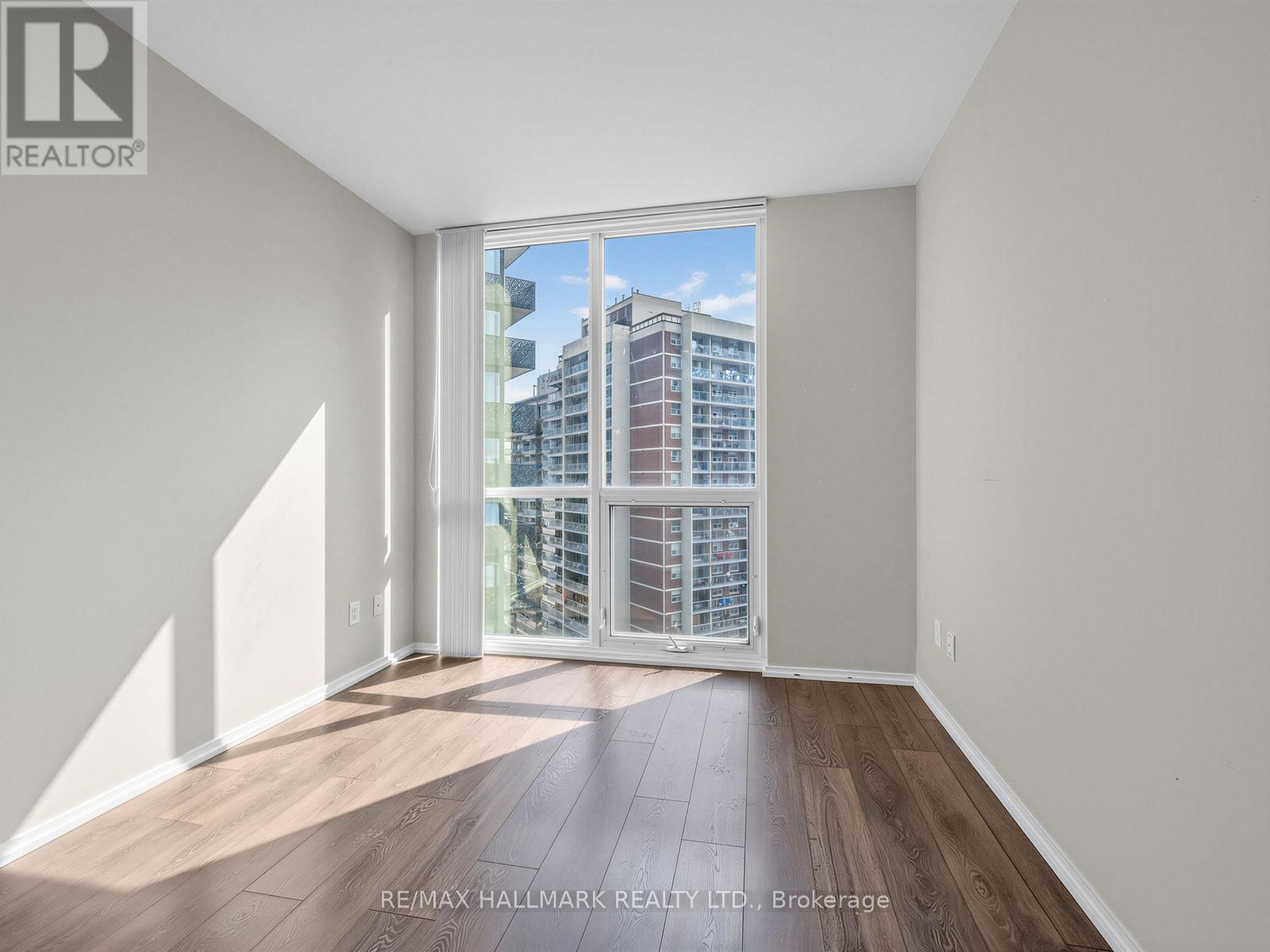 2012 - 45 Charles Street E, Toronto, Ontario  M4Y 0B8 - Photo 16 - C12936306