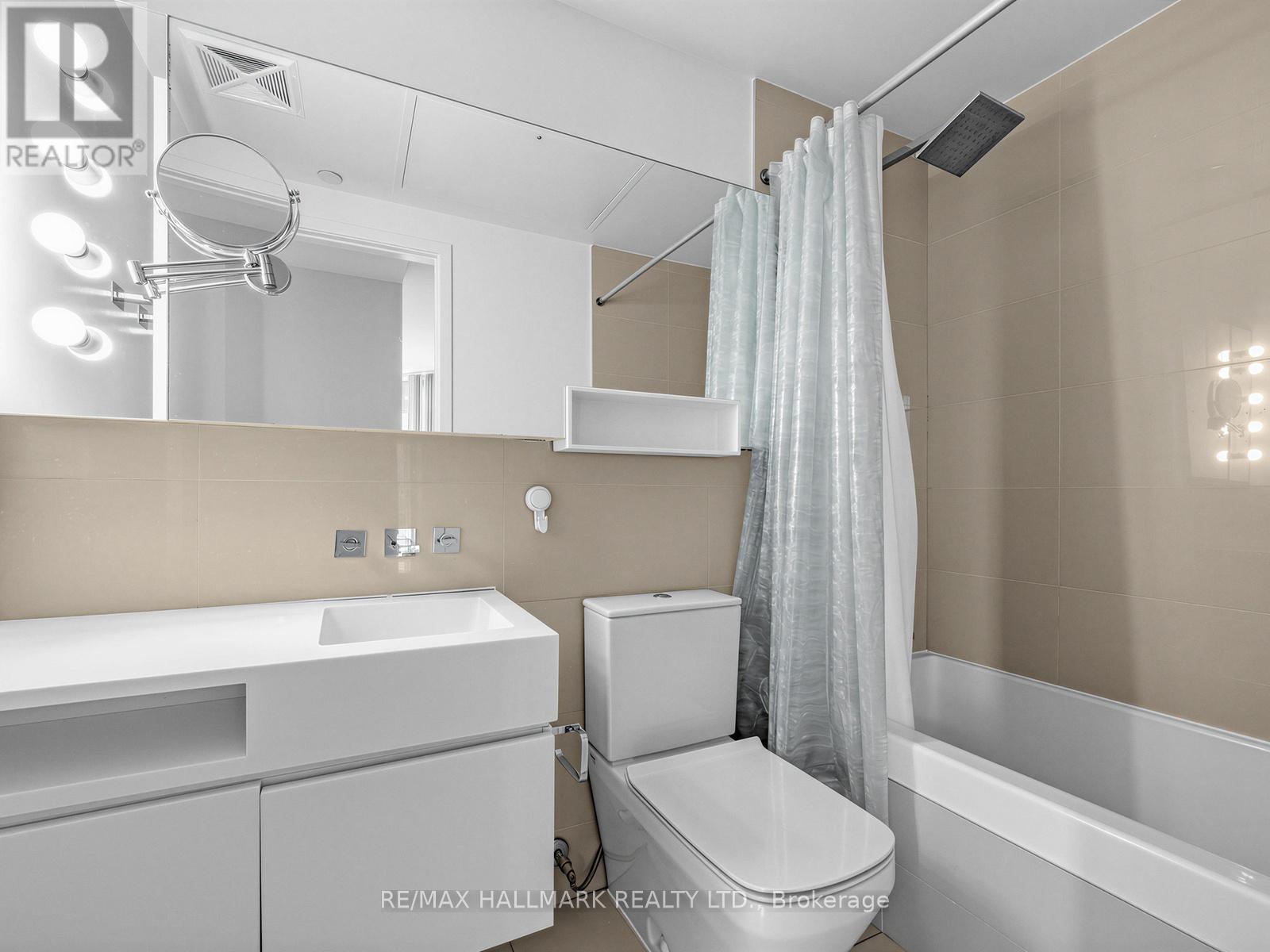 2012 - 45 Charles Street E, Toronto, Ontario  M4Y 0B8 - Photo 23 - C12936306