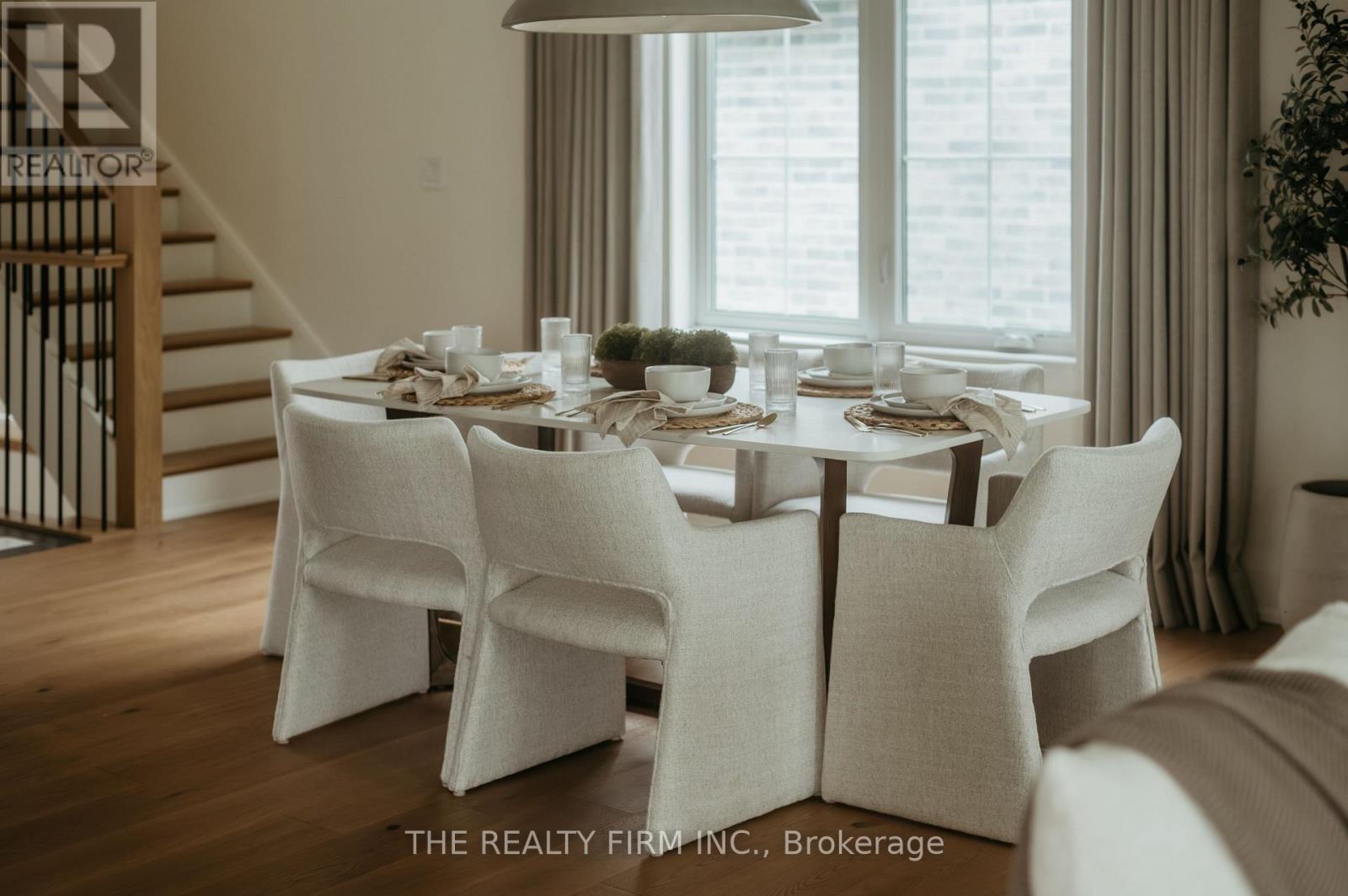 52 Royal Crescent, Southwold, Ontario  N5P 0G5 - Photo 11 - X12936216