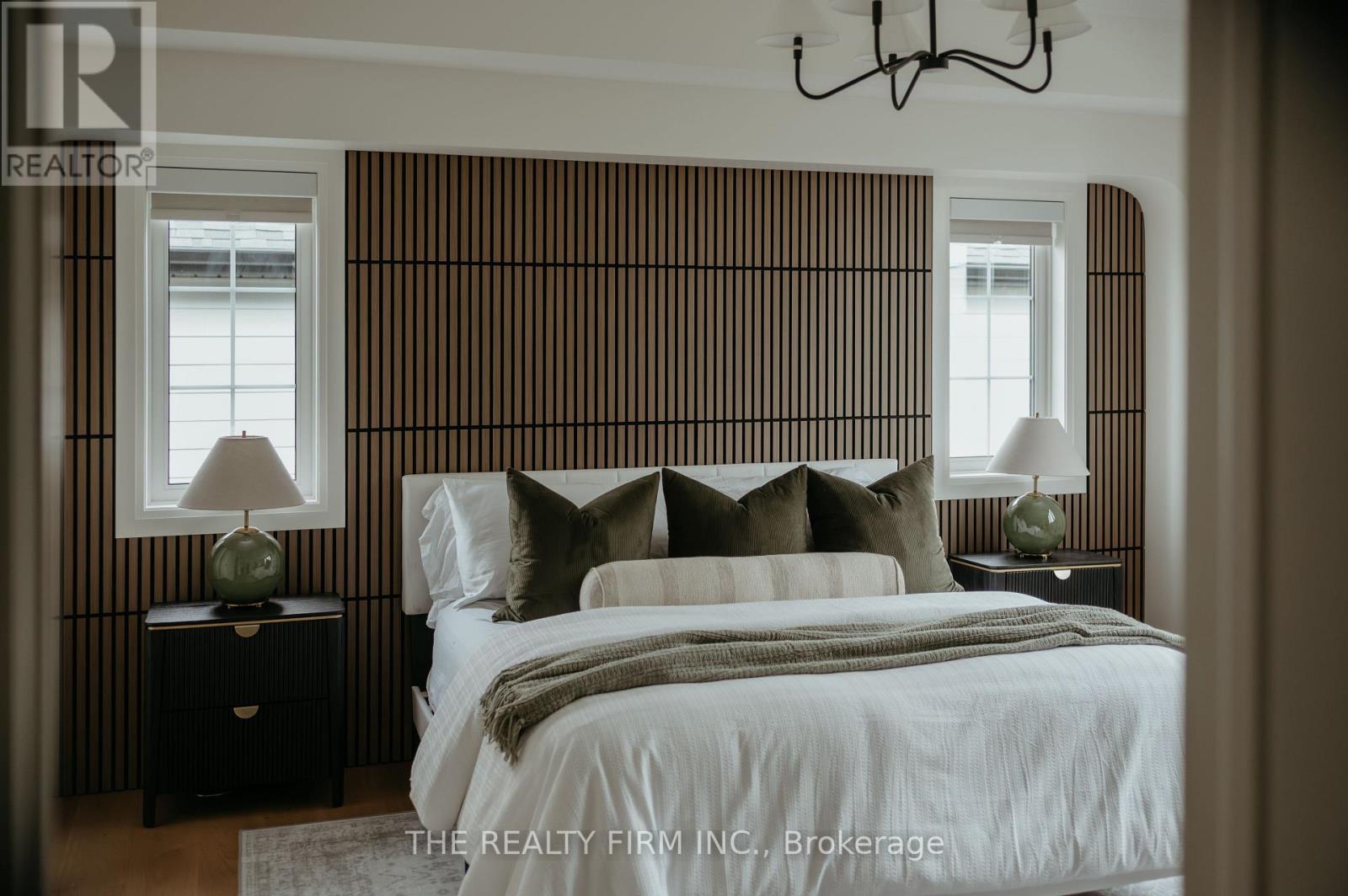 52 Royal Crescent, Southwold, Ontario  N5P 0G5 - Photo 26 - X12936216