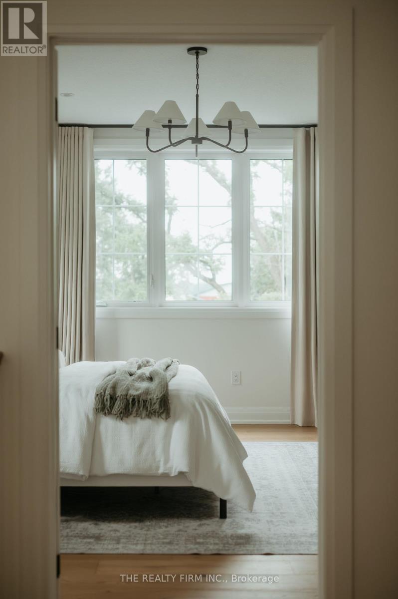 52 Royal Crescent, Southwold, Ontario  N5P 0G5 - Photo 31 - X12936216