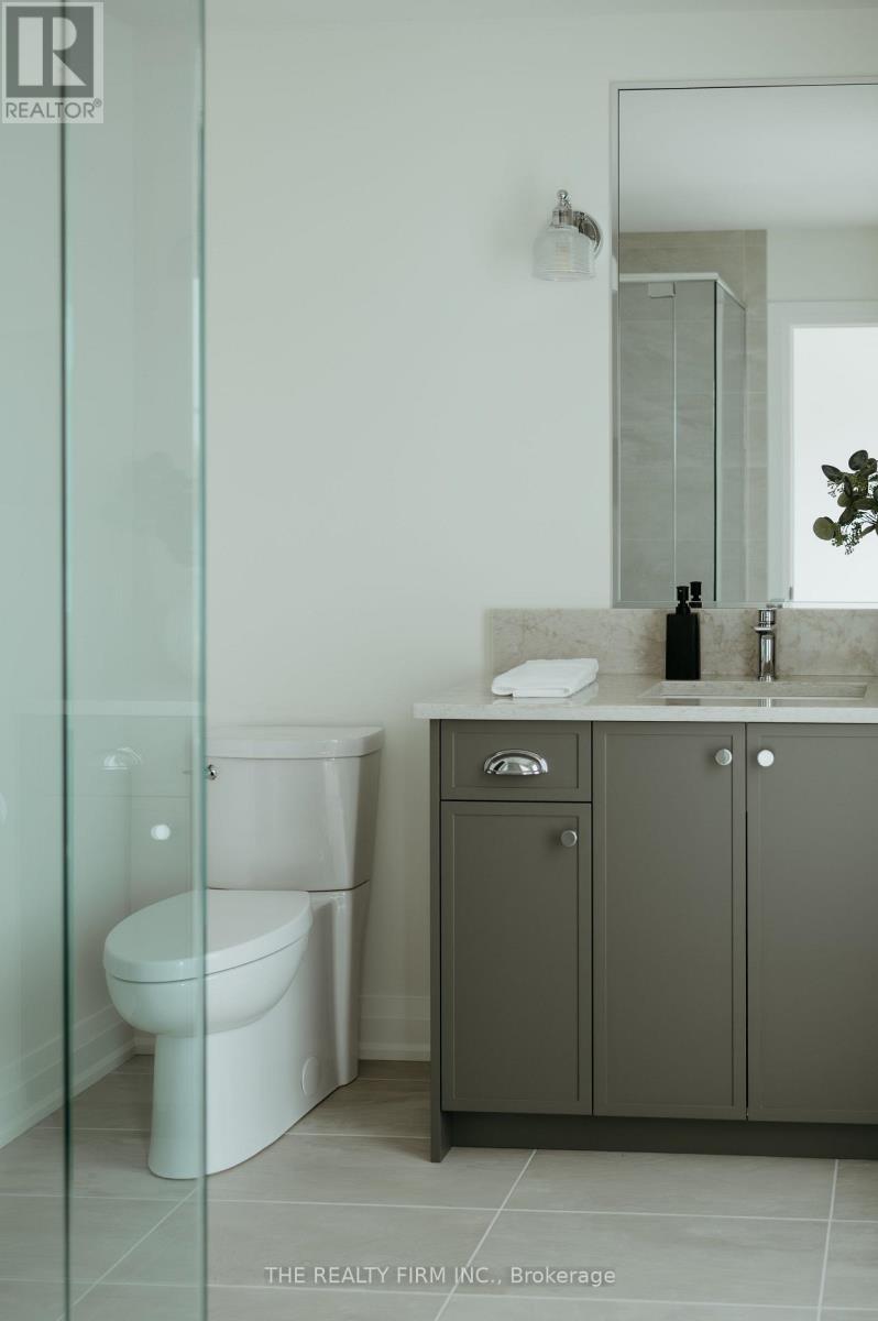 52 Royal Crescent, Southwold, Ontario  N5P 0G5 - Photo 38 - X12936216