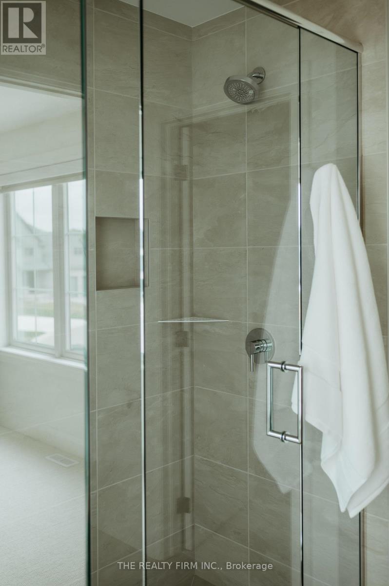 52 Royal Crescent, Southwold, Ontario  N5P 0G5 - Photo 39 - X12936216