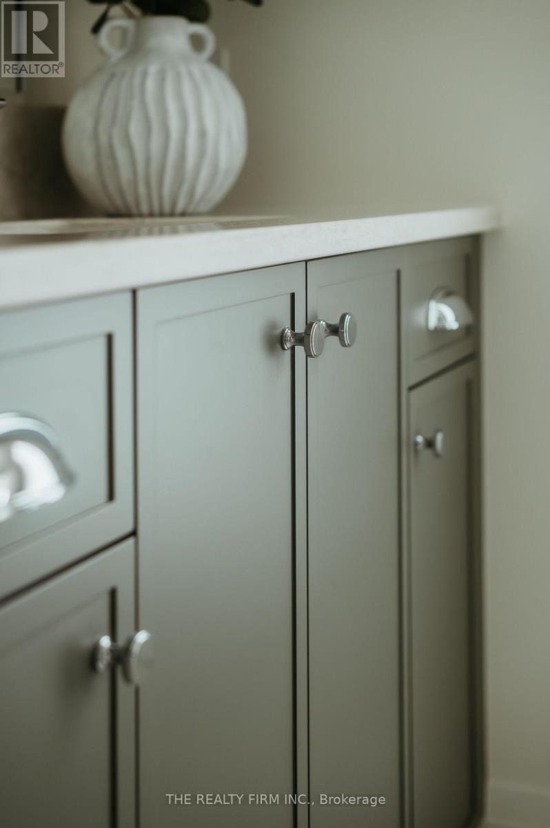 52 Royal Crescent, Southwold, Ontario  N5P 0G5 - Photo 40 - X12936216