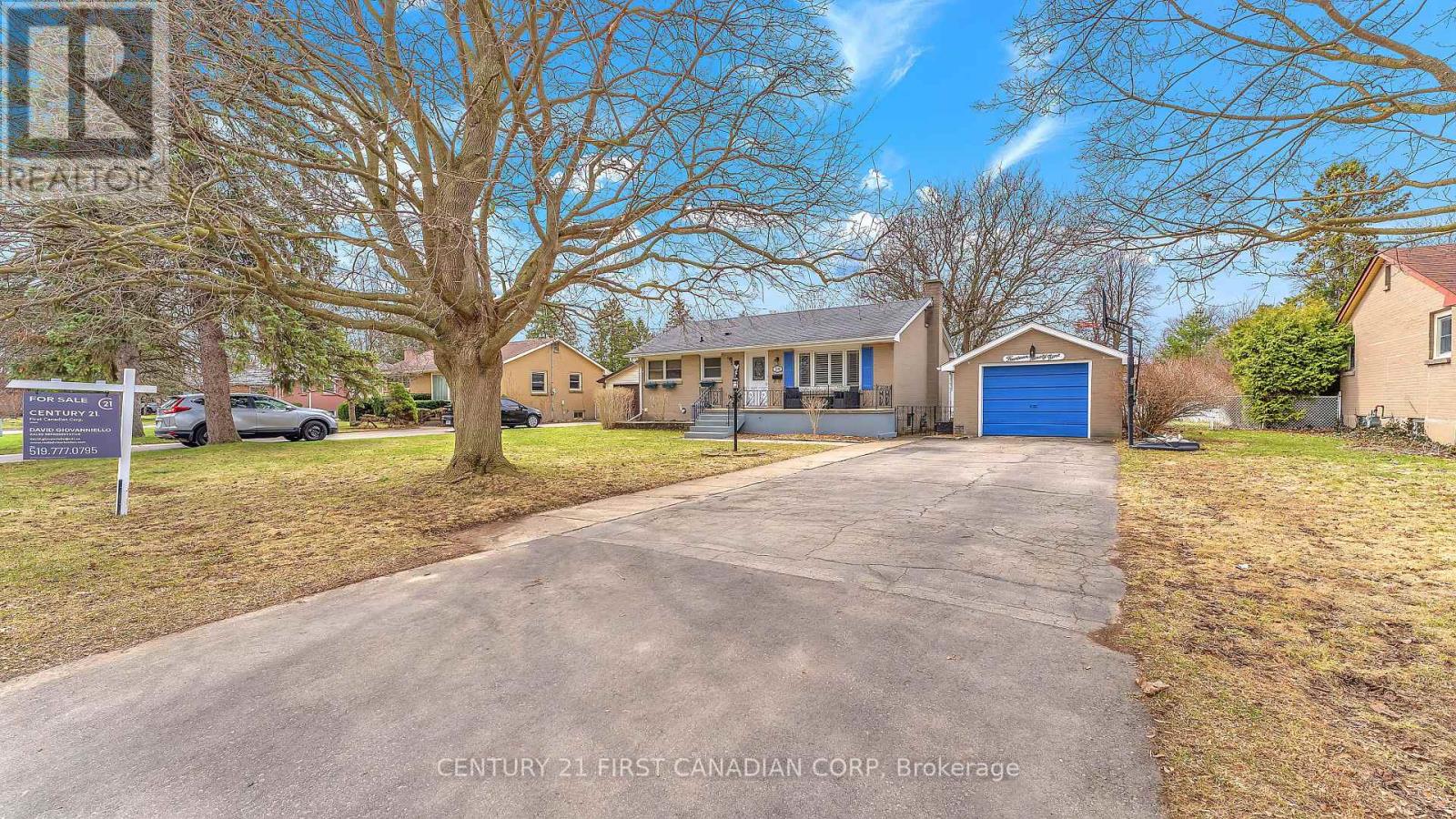 1499 North Vernon Avenue, London North, Ontario  N5X 1N7 - Photo 2 - X12936256