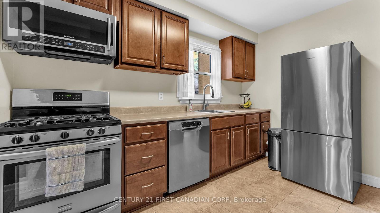 1499 North Vernon Avenue, London North, Ontario  N5X 1N7 - Photo 7 - X12936256