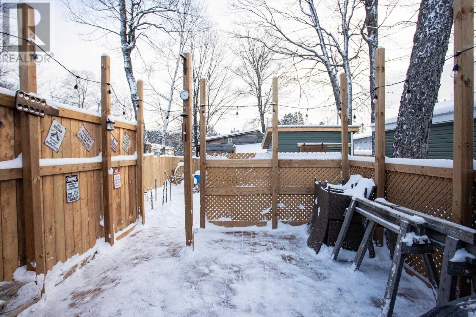 8 Wildwood Dr, Heyden, Ontario  P6A 5K7 - Photo 13 - SM260572