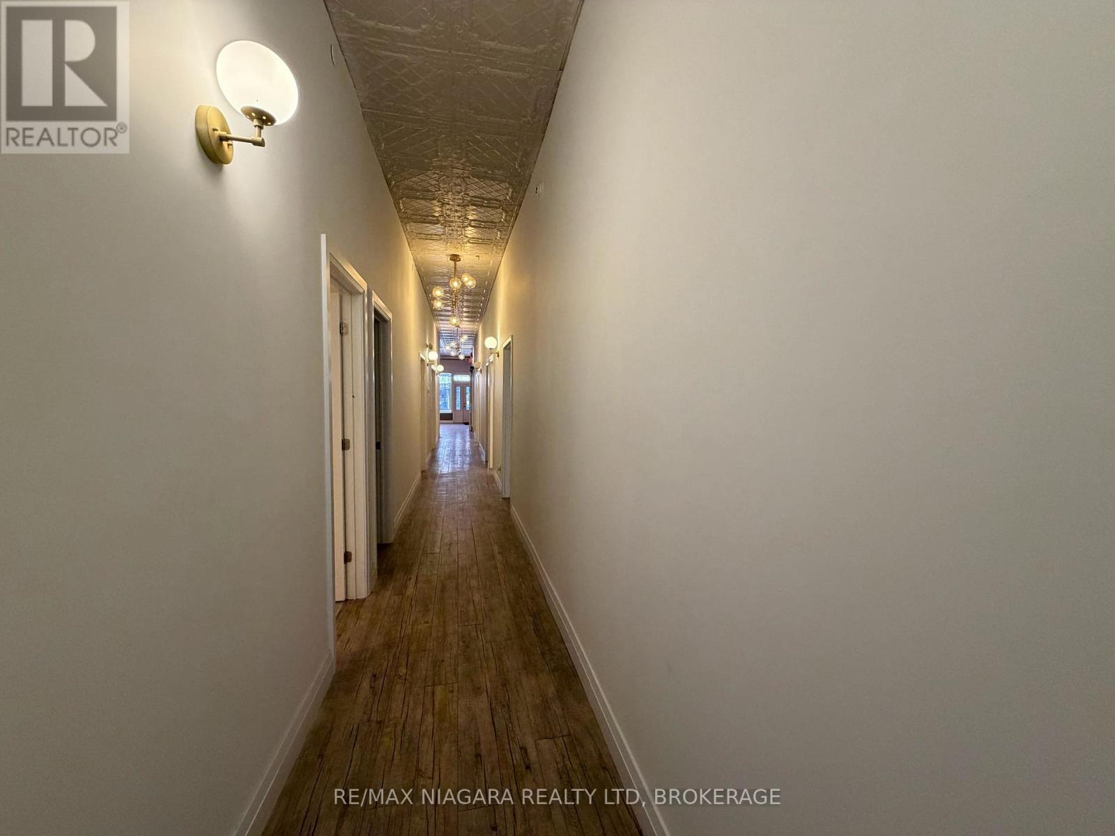 81 St. Paul Street, St. Catharines, Ontario  L2R 3M3 - Photo 13 - X12924222